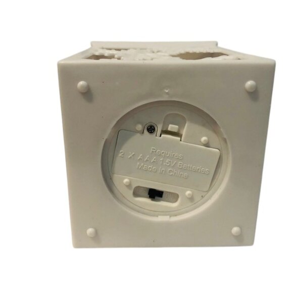 Christmas Snowflake Holiday LED Lantern 8" - Picture 6 of 6